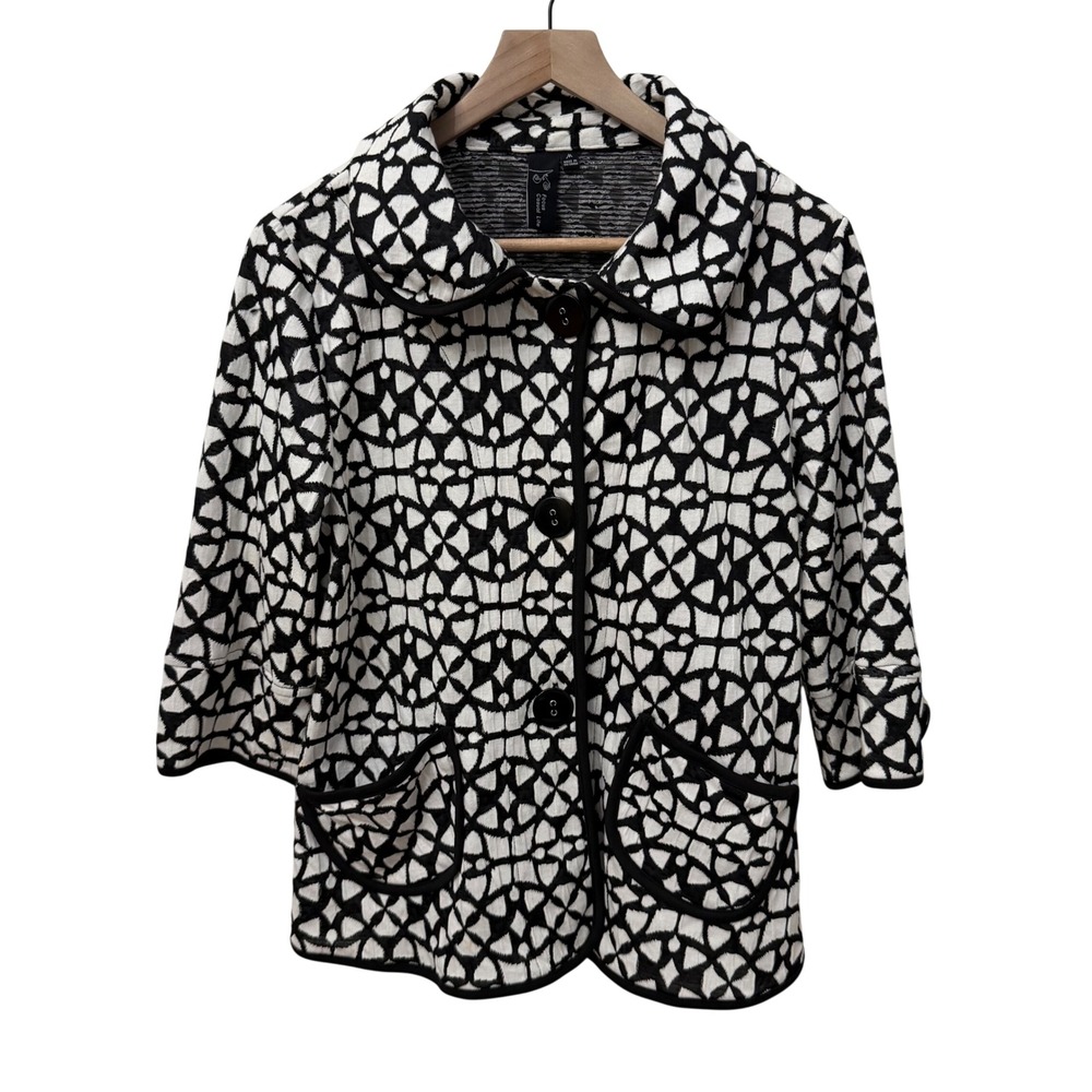 Focus Casual Life Jacket‎ Size Medium Black White Geometric 3/4 Sleeve Button Up